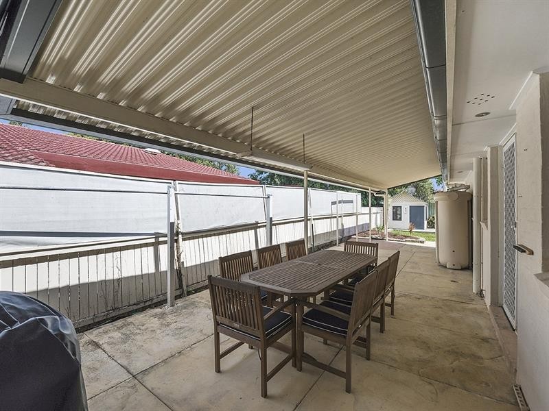 3 Ninth Ave, Toukley NSW 2263