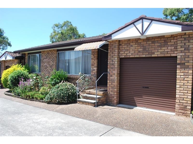 2/2-4 Wilson St, Toukley NSW 2263