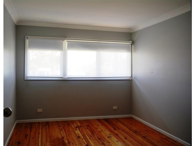 13 Sylvia Ave, Gorokan NSW 2263