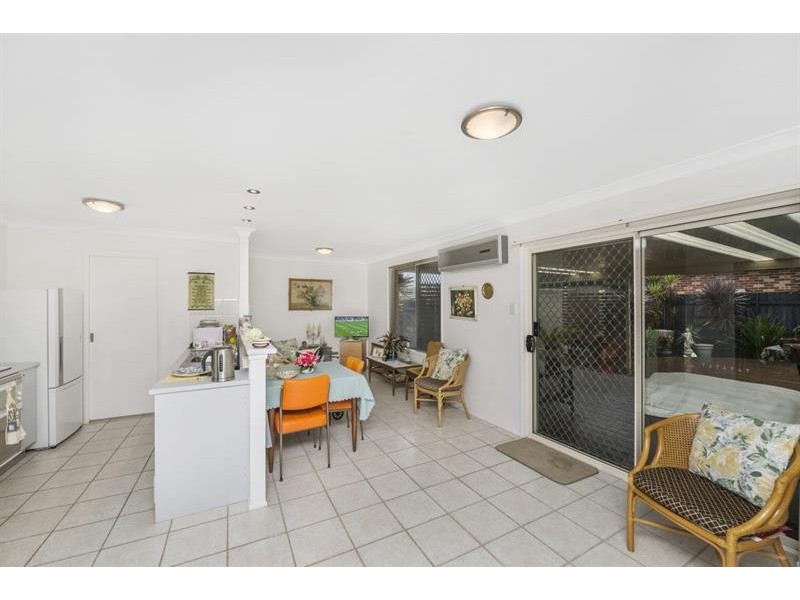 11 Lomandra Tce, Hamlyn Terrace NSW 2259