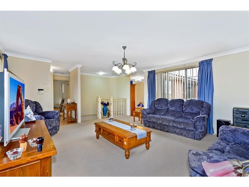 9 Honeygum Way, Mardi NSW 2259