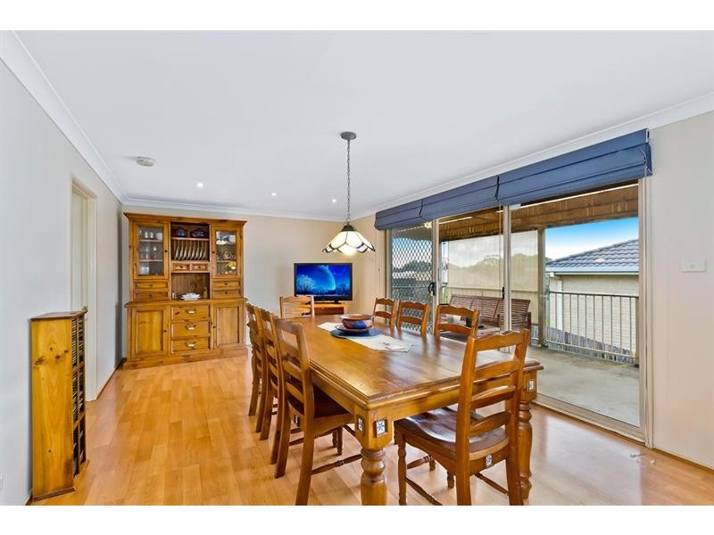 9 Honeygum Way, Mardi NSW 2259