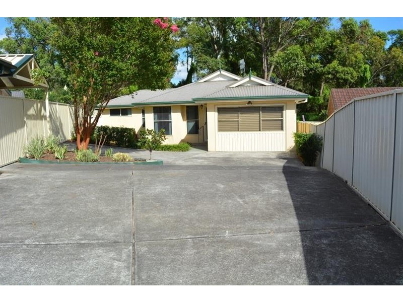 29a Derwent Dr, Lake Haven NSW 2263