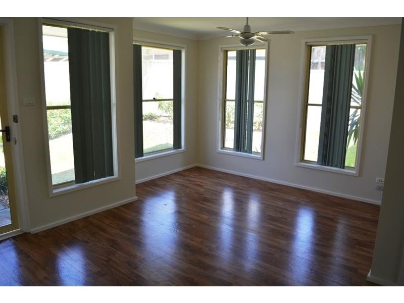 29a Derwent Dr, Lake Haven NSW 2263