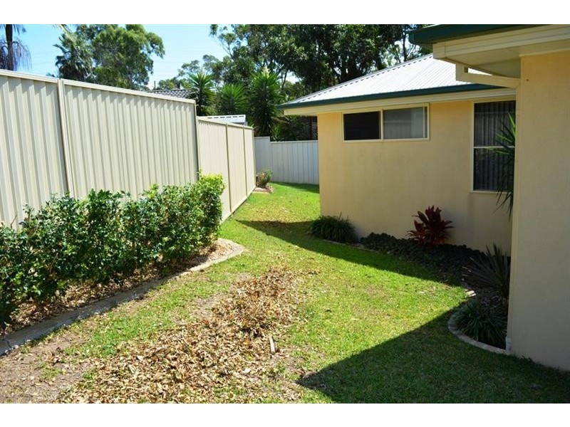 29a Derwent Dr, Lake Haven NSW 2263