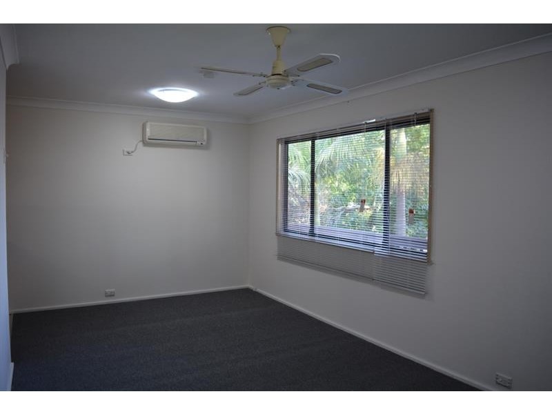 19 Awaba Ave, Charmhaven NSW 2263