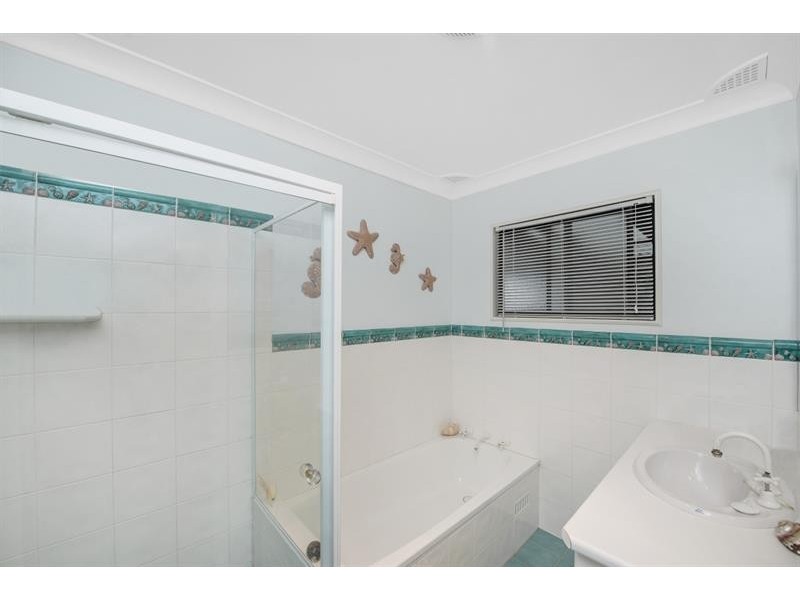 130 Dudley Street, Lake Haven NSW 2263
