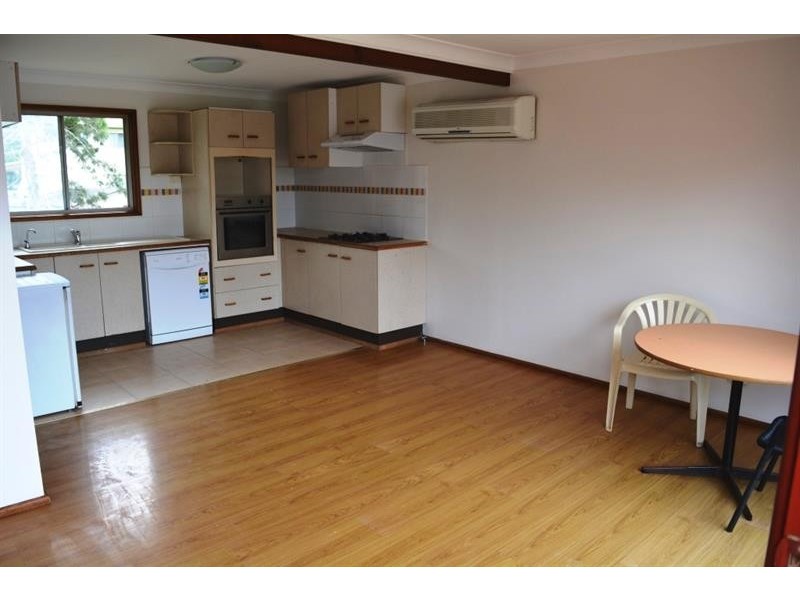 33 Mckellar Bvd, Blue Haven NSW 2262