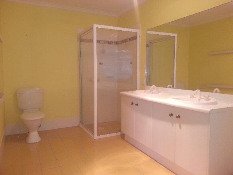 3 Caralee Pl, Tumbi Umbi NSW 2261