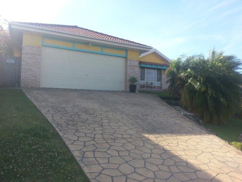3 Caralee Pl, Tumbi Umbi NSW 2261