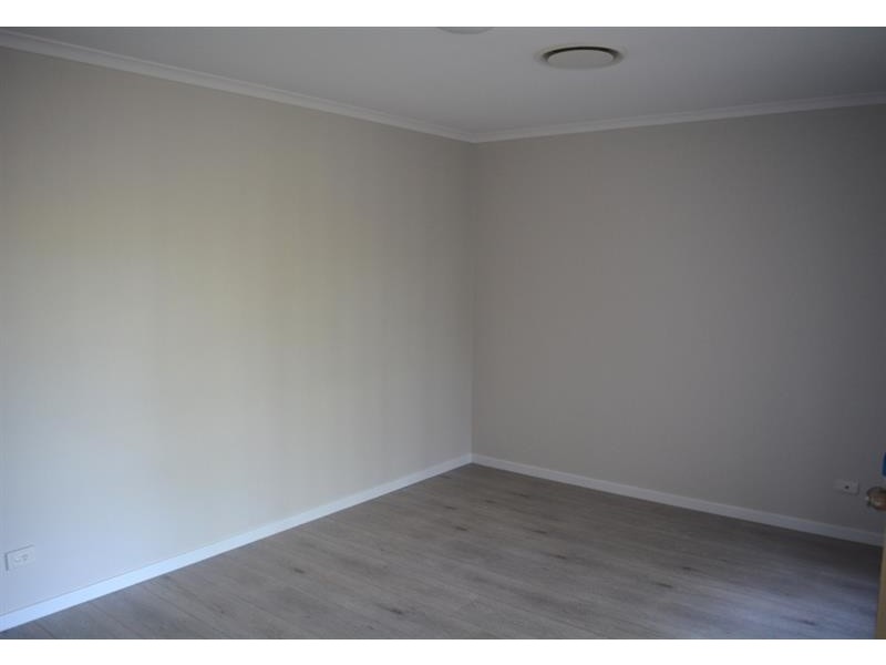 9A Woodside Ct, Lake Haven NSW 2263