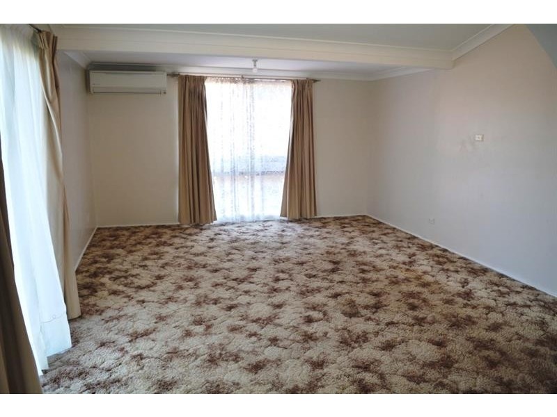 29 Tuggerawong Rd, Wyongah NSW 2259