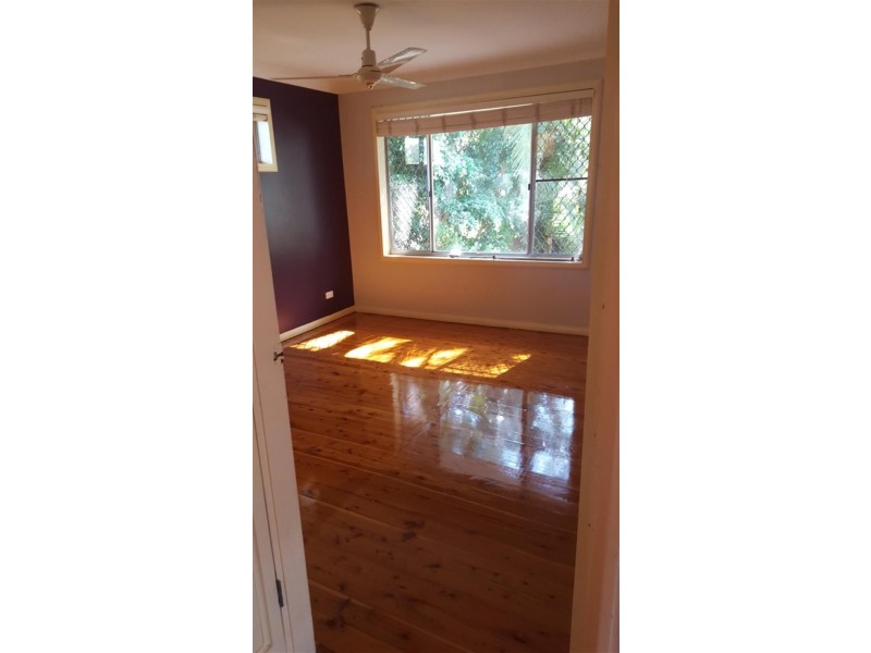 62 Shannon Pde, Berkeley Vale NSW 2261