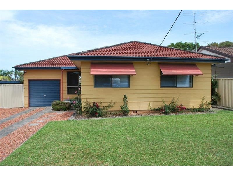 48 Spring Valley Ave, Gorokan NSW 2263