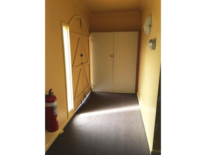 19 Anzac Rd, Long Jetty NSW 2261