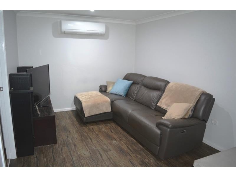 60 Wall Road, Gorokan NSW 2263