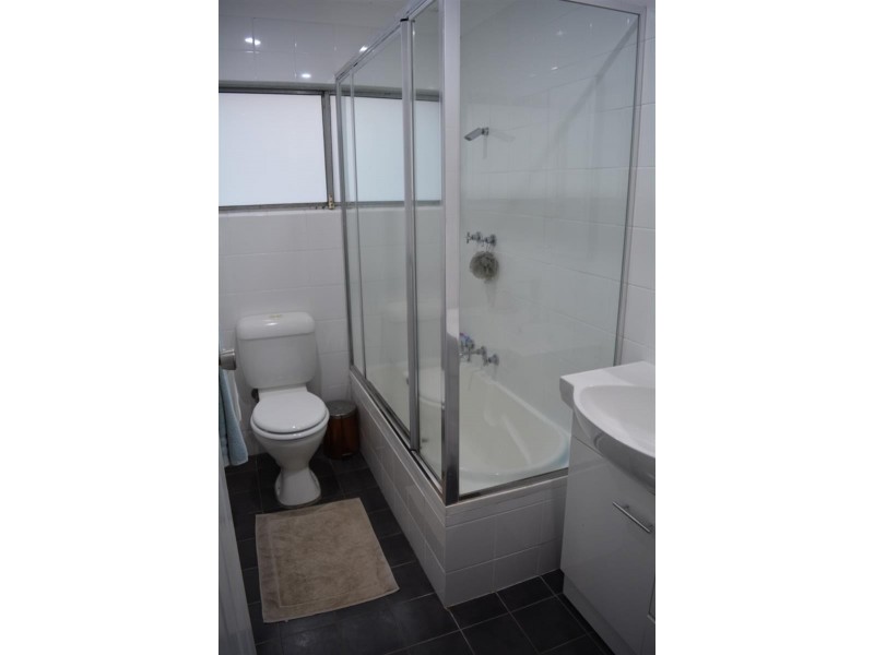 60 Wall Road, Gorokan NSW 2263