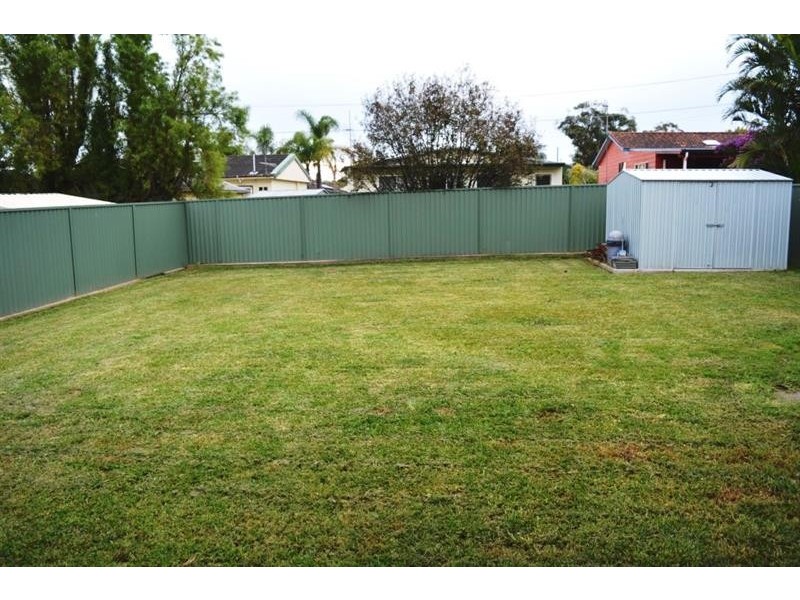 60 Wall Road, Gorokan NSW 2263