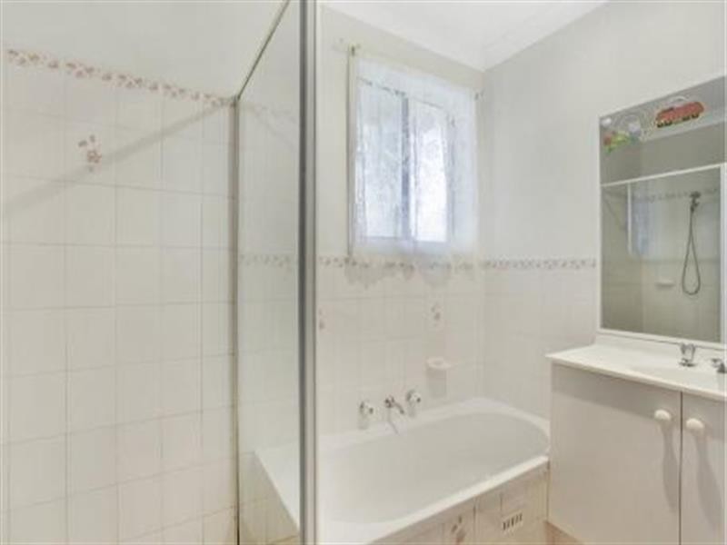 23 Wongala Avenue, Blue Haven NSW 2262