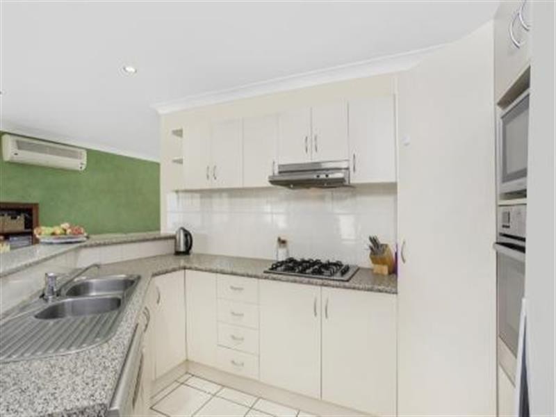 1 Bancroft Cl, Blue Haven NSW 2262