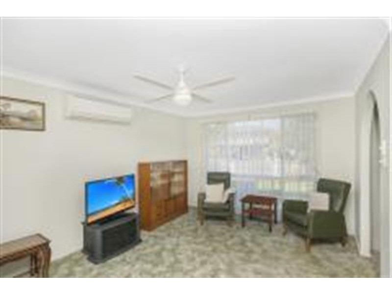 3 Avonlea Ave, Gorokan NSW 2263