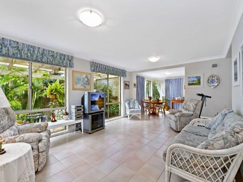 2 Thornbill  Gr, Tumbi Umbi NSW 2261