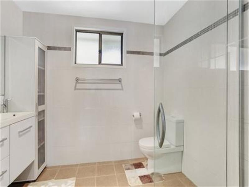 9 Allambee Cres, Blue Haven NSW 2262