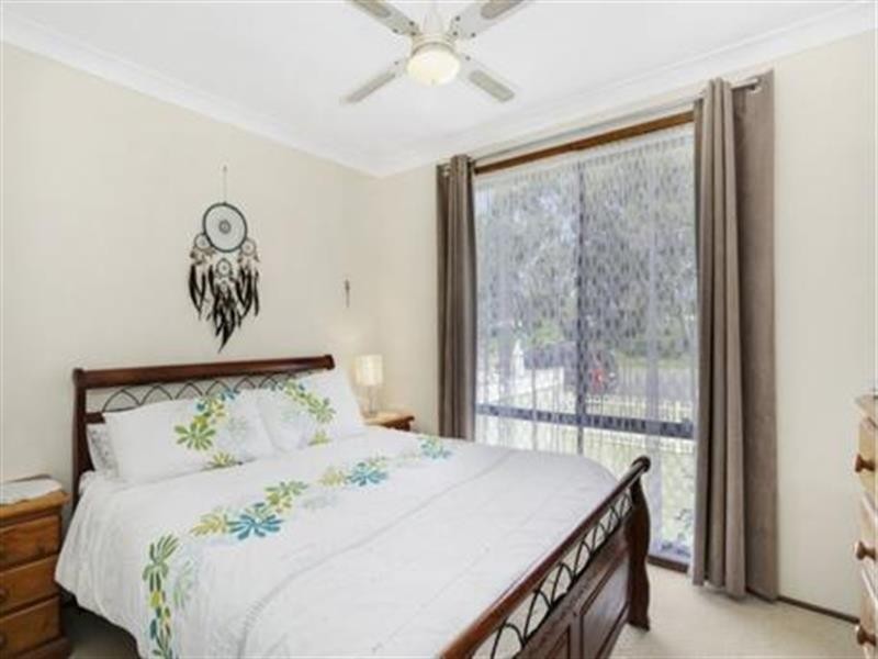 9 Allambee Cres, Blue Haven NSW 2262