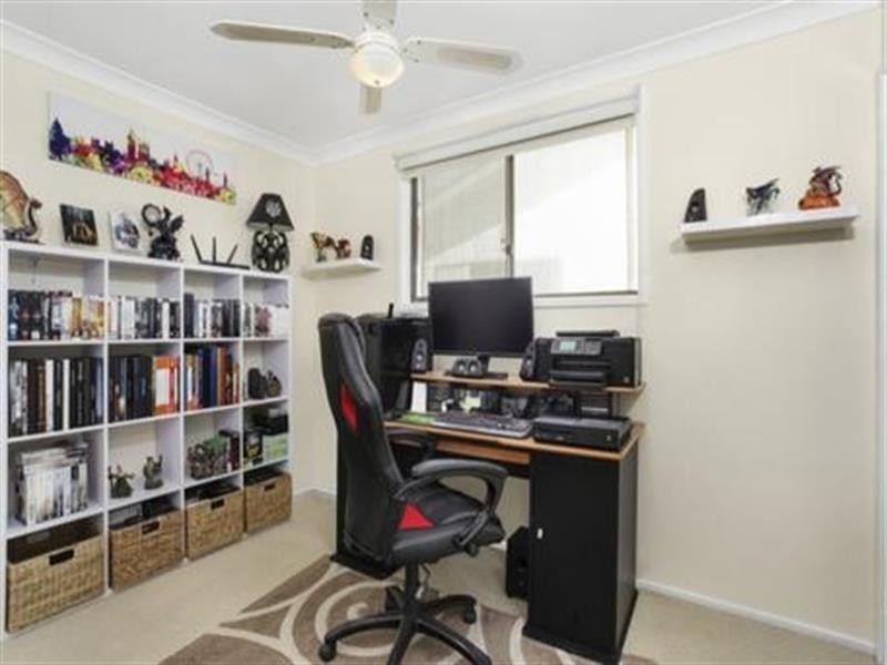 9 Allambee Cres, Blue Haven NSW 2262