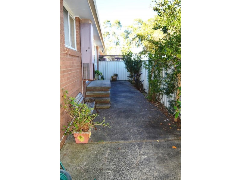4/33 Crossingham Street, Canton Beach NSW 2263