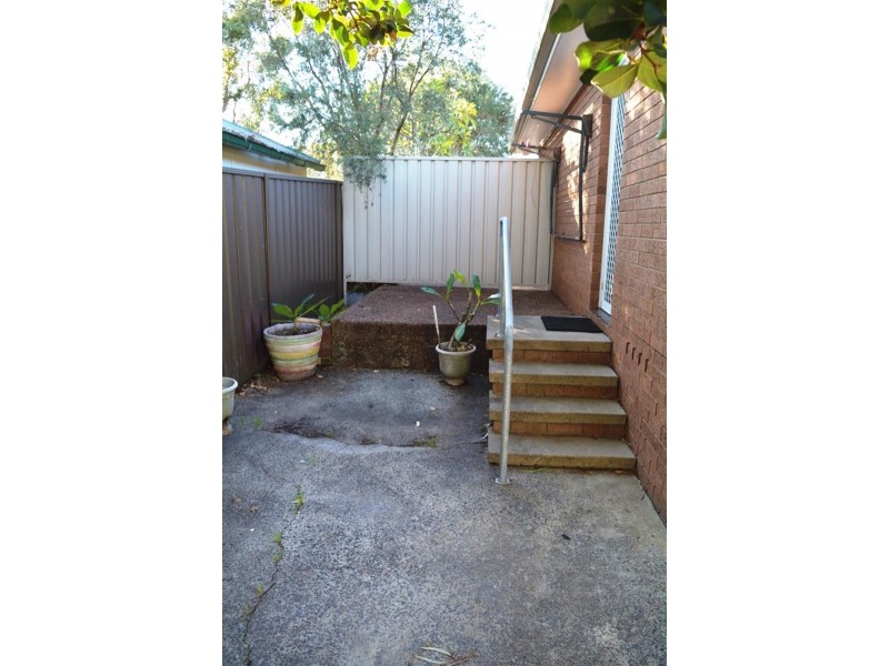 4/33 Crossingham Street, Canton Beach NSW 2263