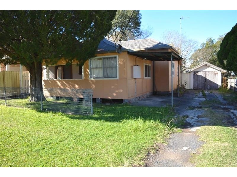 3 Howarth St, Wyong NSW 2259