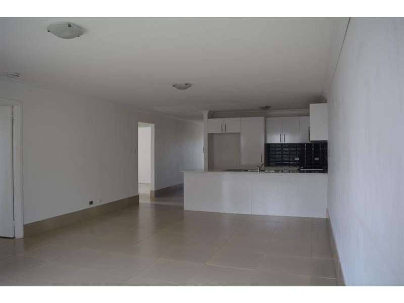 2/22 Salamander Road, Wadalba NSW 2259