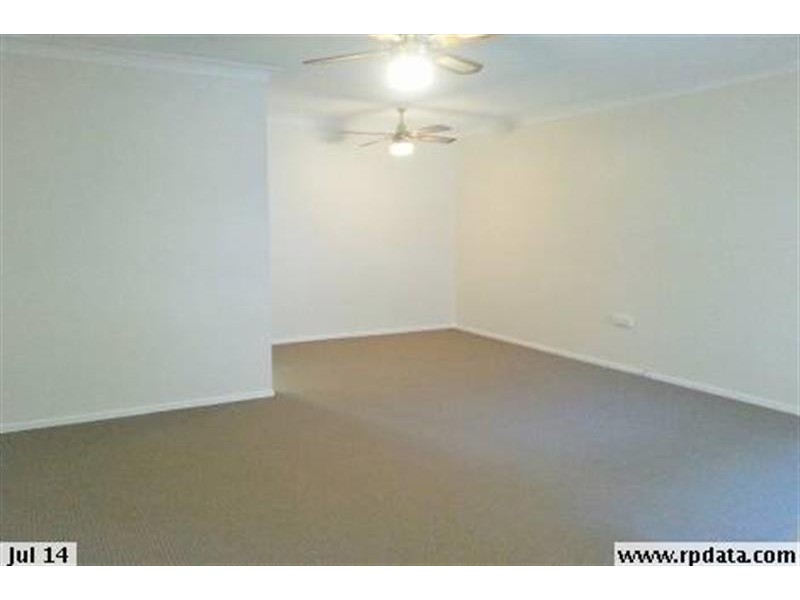 127 Bateau Bay Rd, Bateau Bay NSW 2261