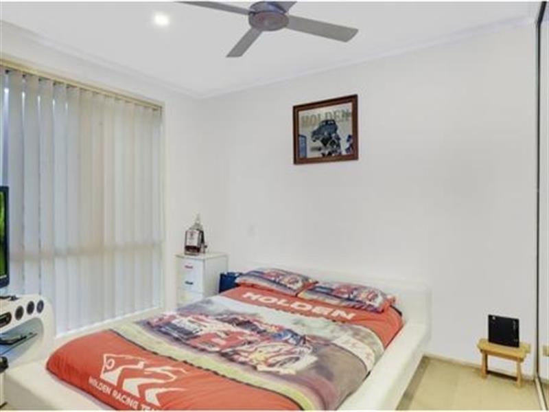 73 Blueridge Dr, Blue Haven NSW 2262