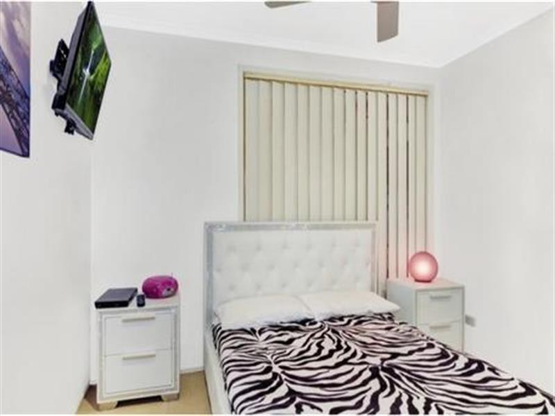 73 Blueridge Dr, Blue Haven NSW 2262