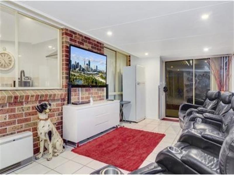 73 Blueridge Dr, Blue Haven NSW 2262