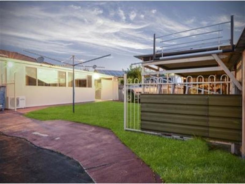 73 Blueridge Dr, Blue Haven NSW 2262