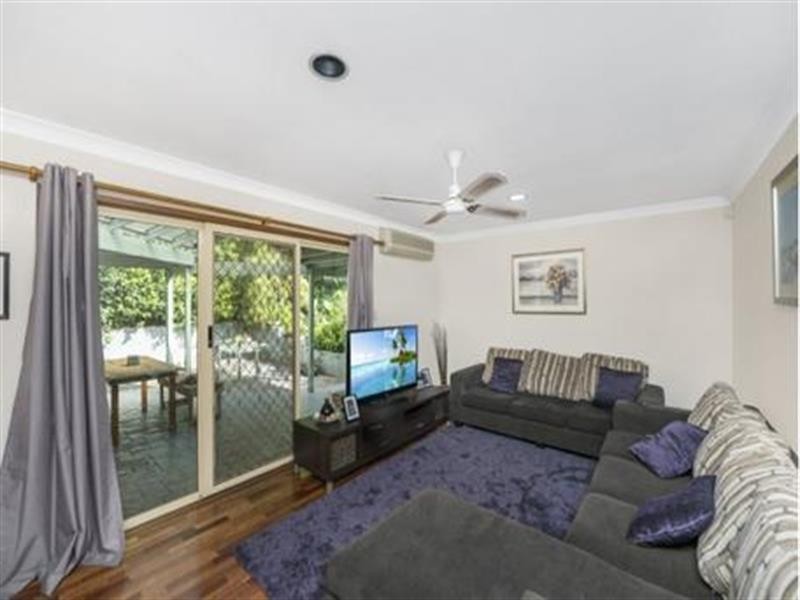 30 George St, Wyong NSW 2259