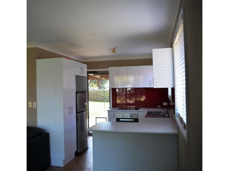 21 Wallarah Rd, Gorokan NSW 2263