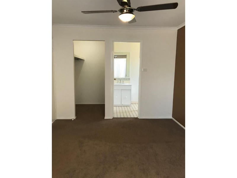 1 Sara Jane Close, Kanwal NSW 2259