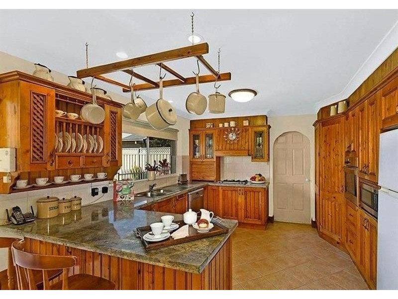 67 Kerry Cres, Berkeley Vale NSW 2261