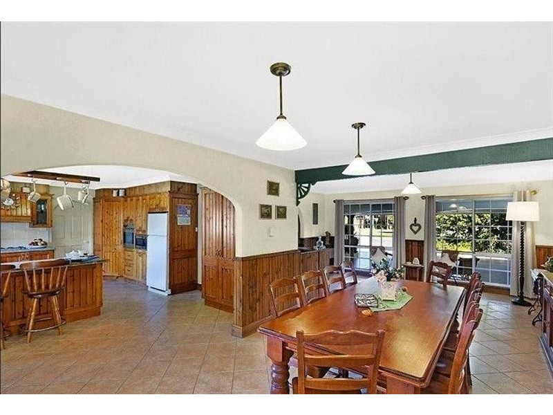 67 Kerry Cres, Berkeley Vale NSW 2261