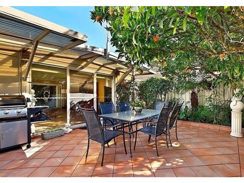 67 Kerry Cres, Berkeley Vale NSW 2261