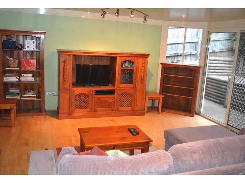 11 Deloraine Glen, Mardi NSW 2259