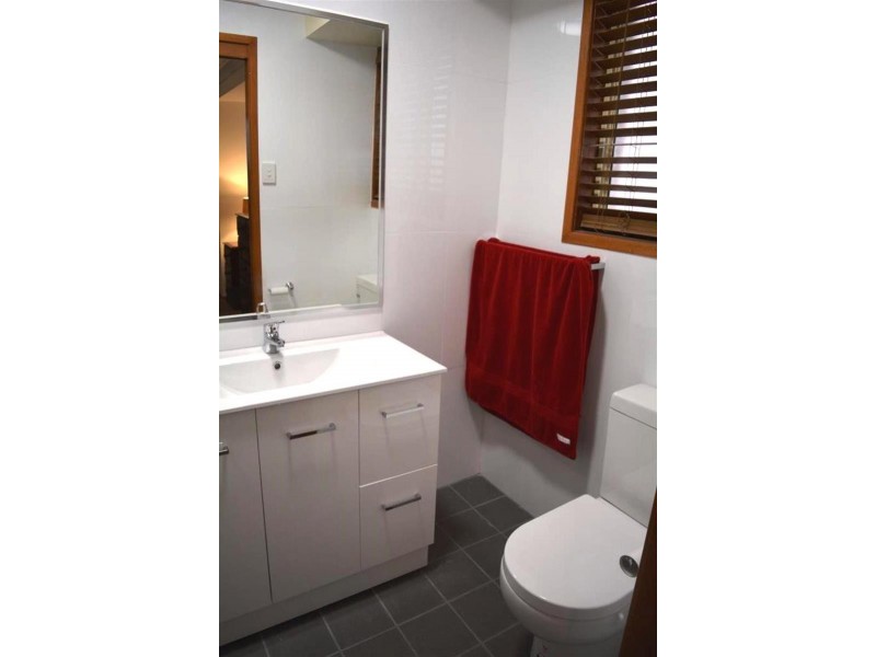 11 Deloraine Glen, Mardi NSW 2259