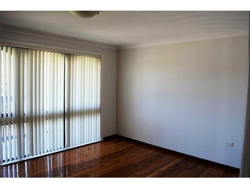 7 Merrendale Ave, Gorokan NSW 2263