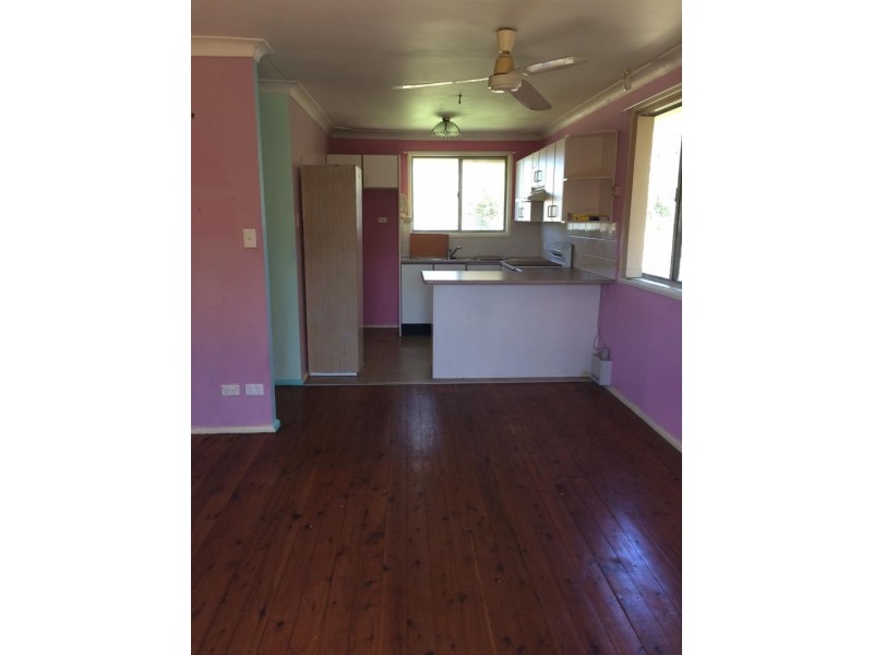 26 Danbury Ave, Gorokan NSW 2263