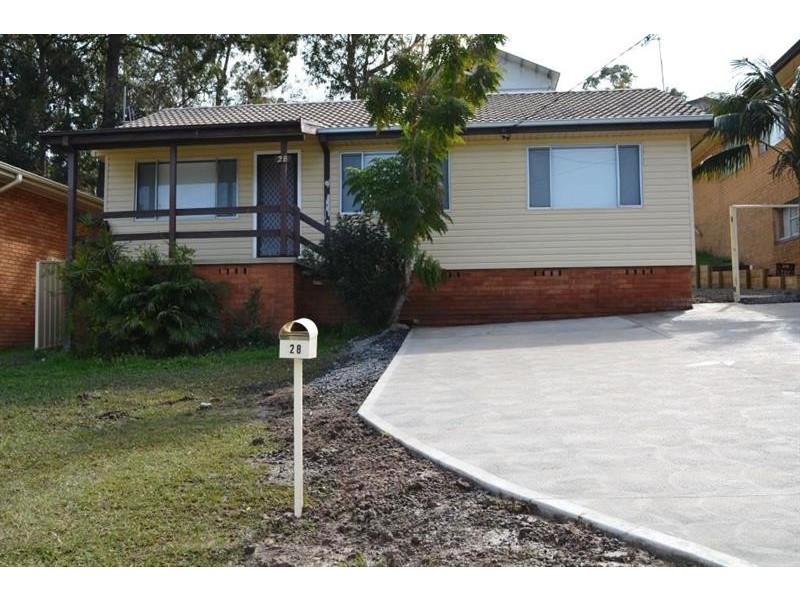28 Donald Ave, Kanwal NSW 2259