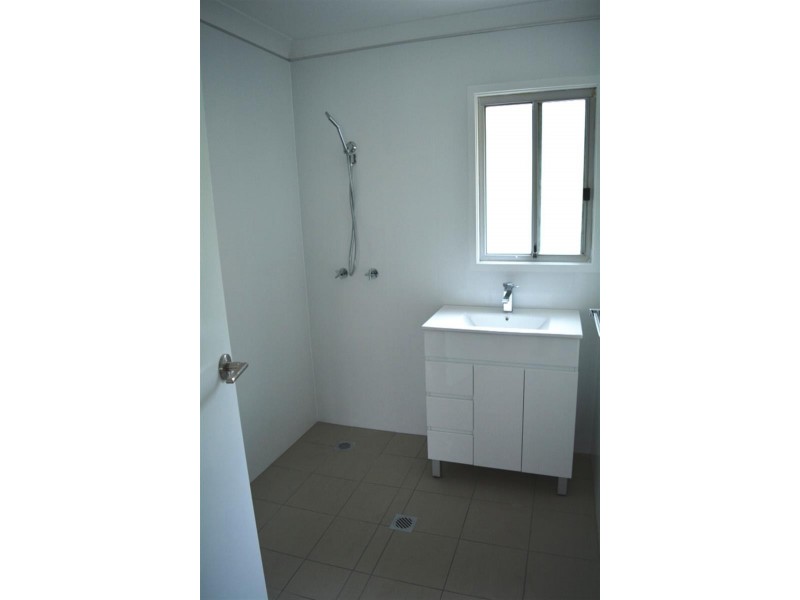 28 Donald Ave, Kanwal NSW 2259